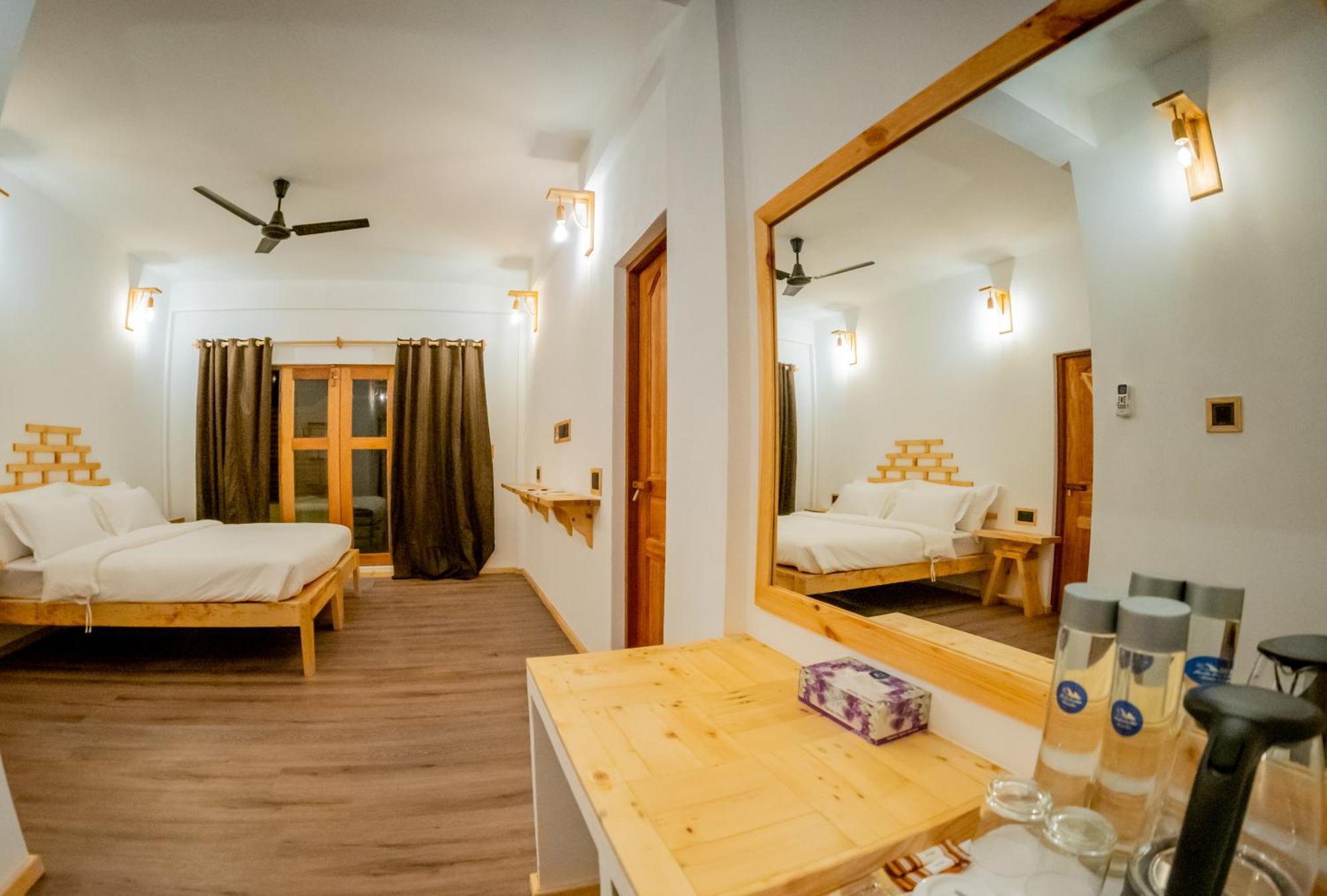 Manta Sea View Himandhoo 호텔 외부 사진