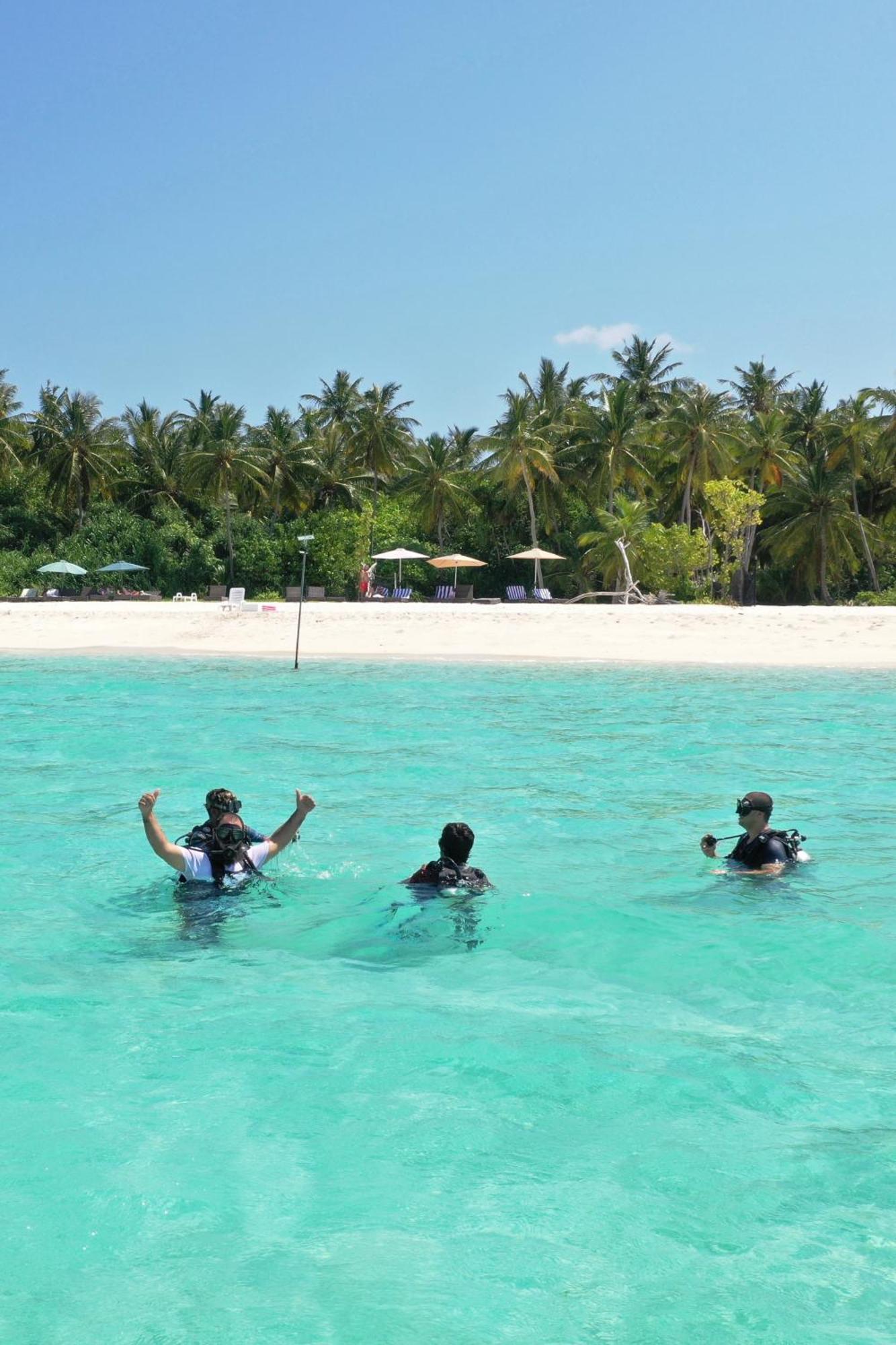 Manta Sea View Himandhoo 호텔 외부 사진