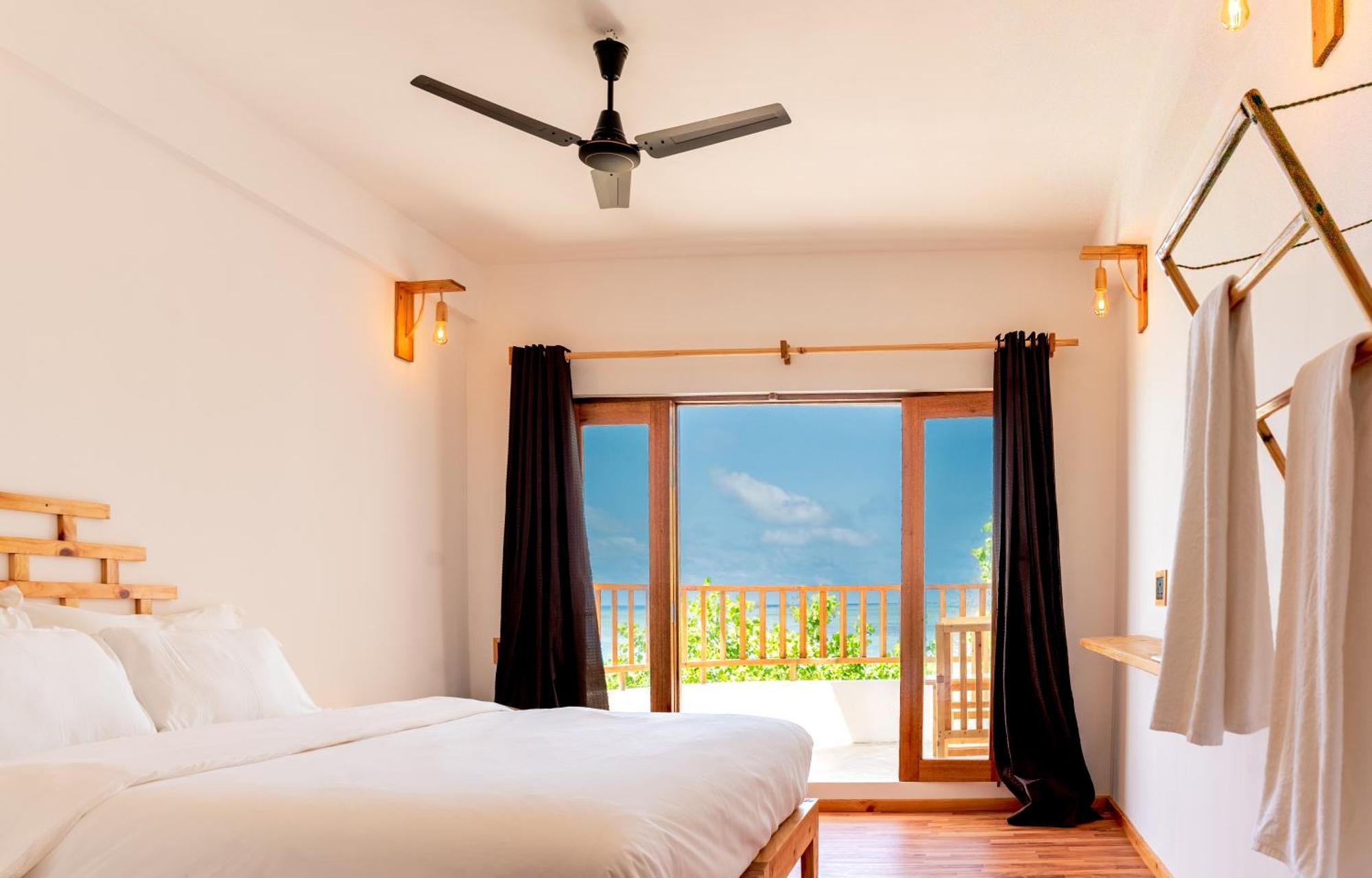 Manta Sea View Himandhoo 호텔 외부 사진